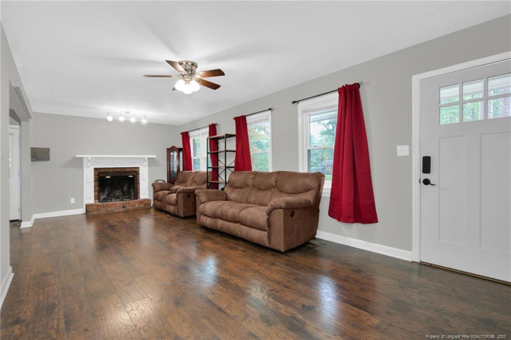 2019 Forest Hill Dr Fayetteville, NC 28303