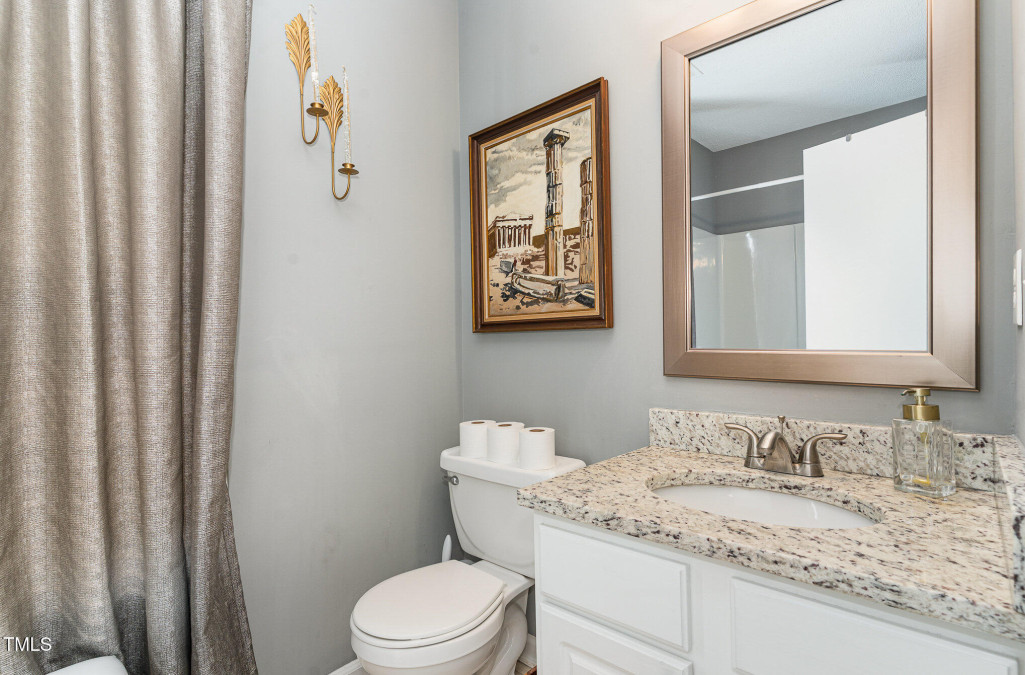 406 Sapphire Dr Durham, NC 27703