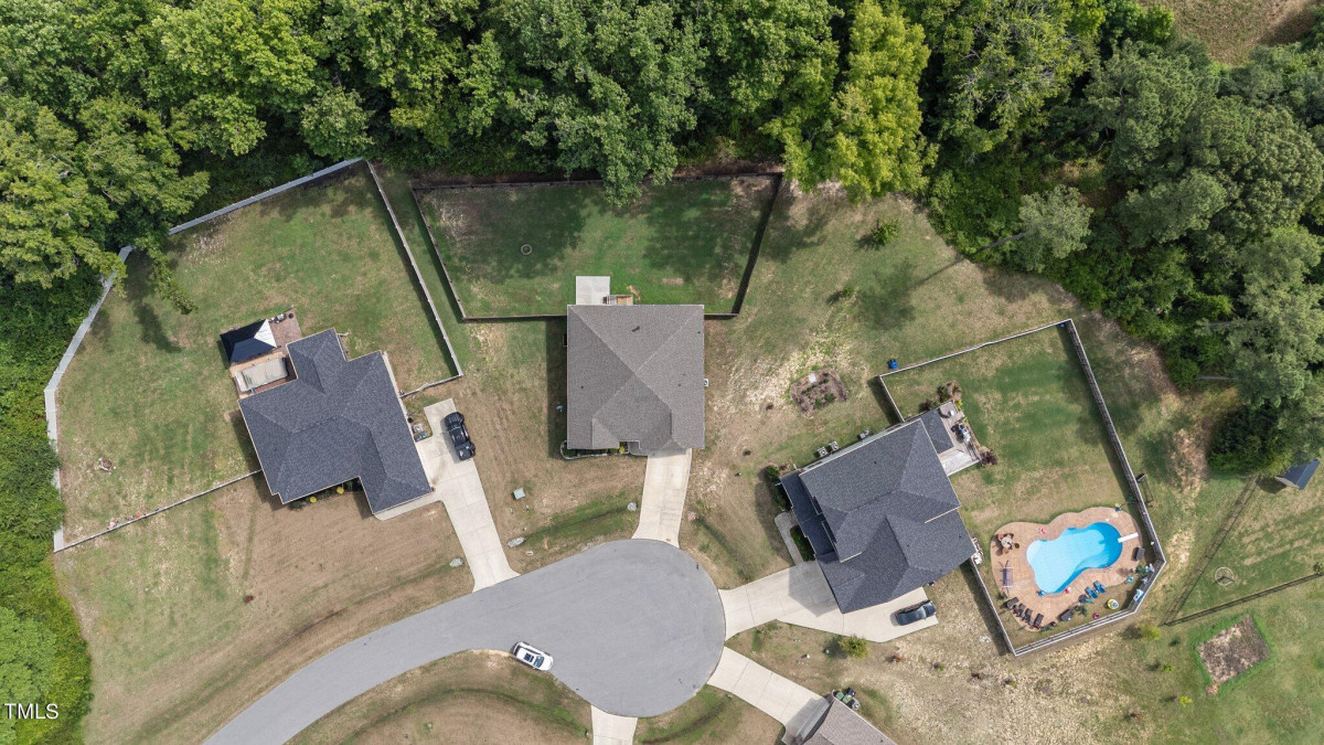 95 Longo Ln Benson, NC 27504