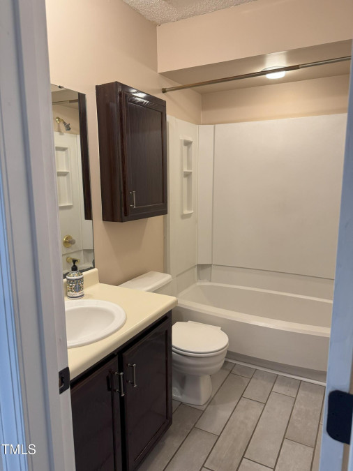 200 Woodcroft Pw Durham, NC 27713