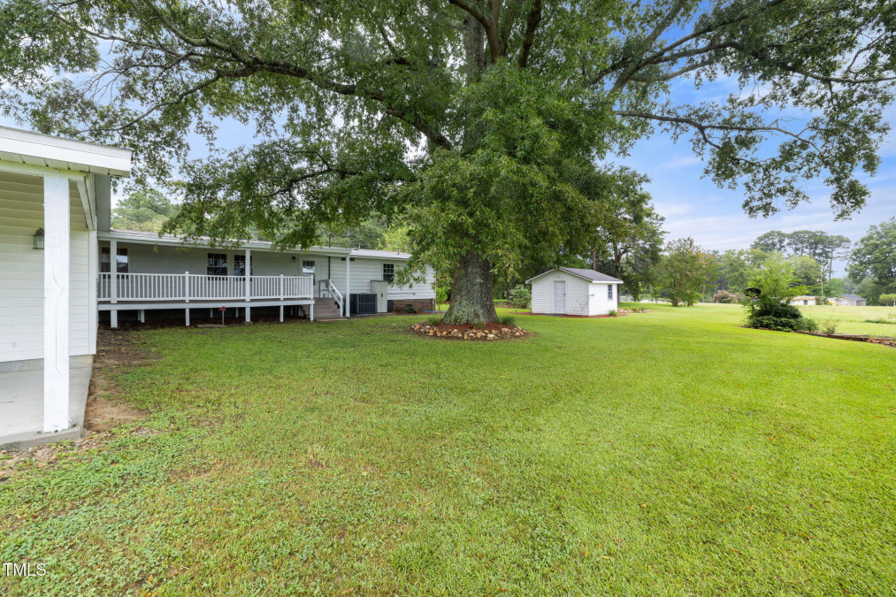 5397 Nc Highway 39 Selma, NC 27576