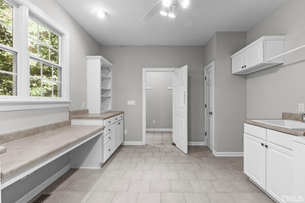 1304 Avonlea Ct, Apex, NC 27502 Raleigh Realty