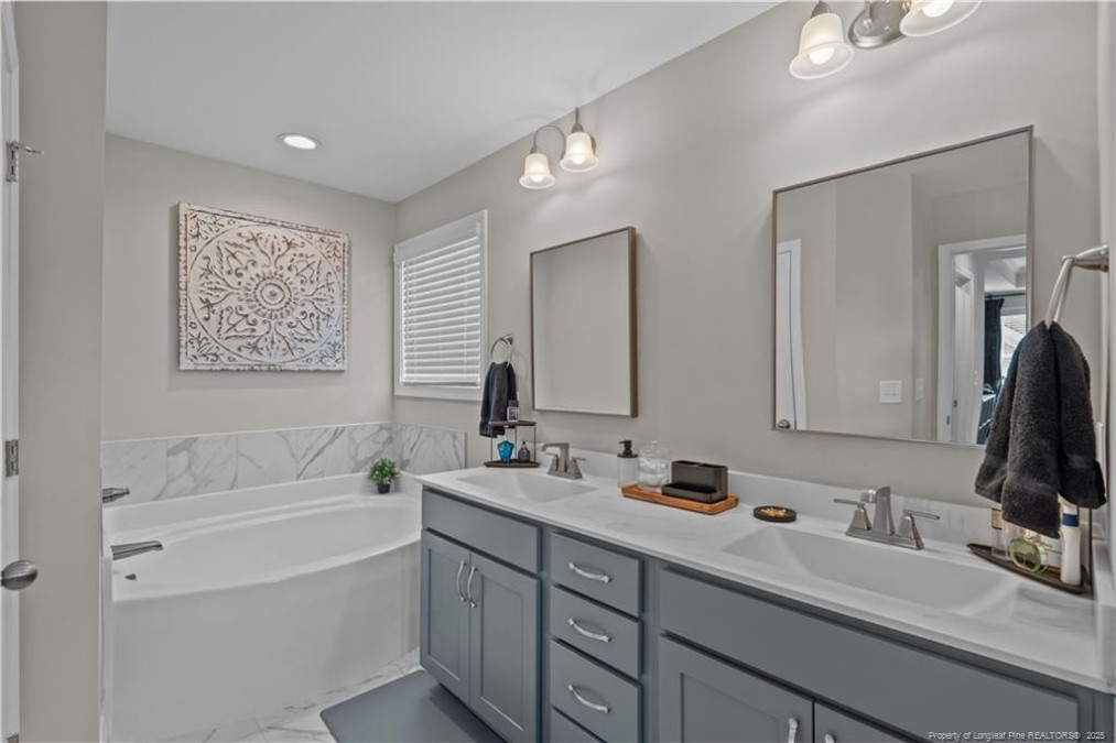 479 Kerr Lake Rd Aberdeen, NC 28315