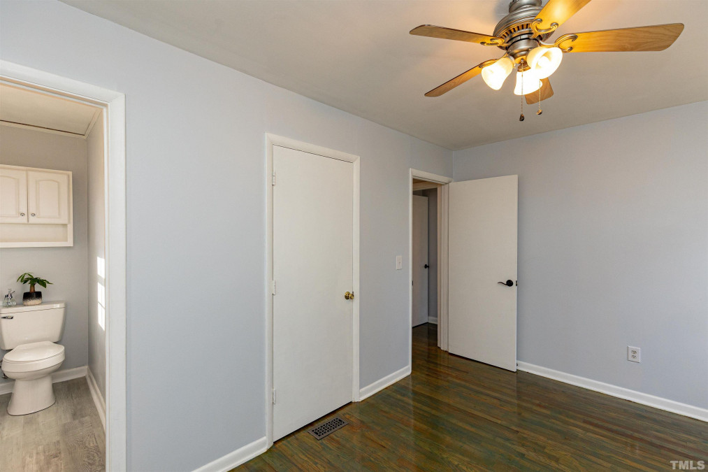 515 Morningside Dr Cary, NC 27513