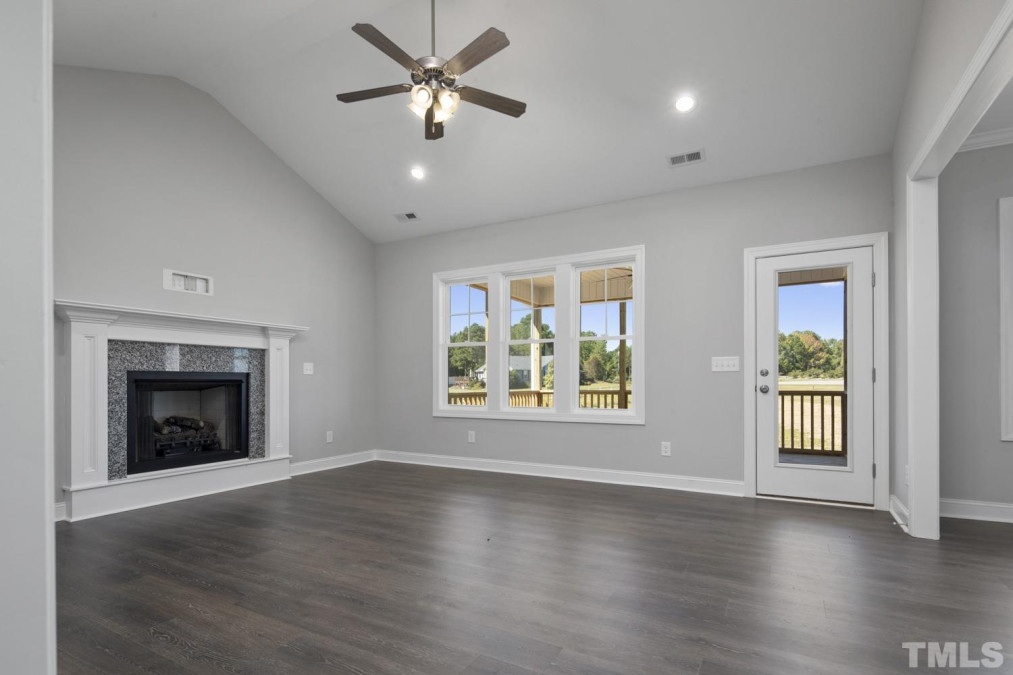 18 Tarheel Landing Dr Benson, NC 27504