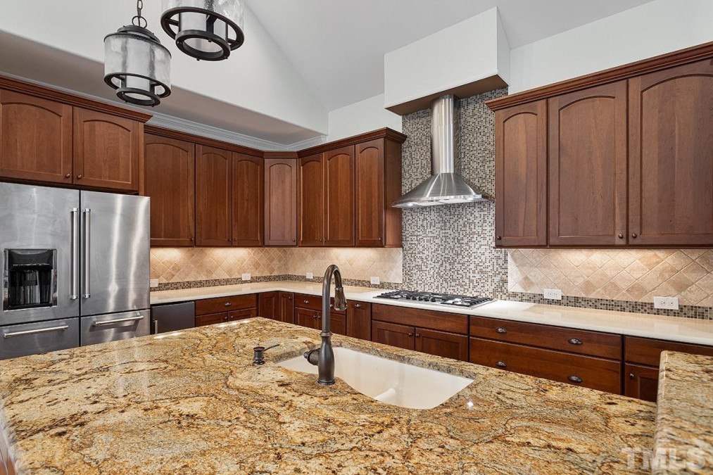 5100 Highbury Grove Ln Fuquay Varina, NC 27526