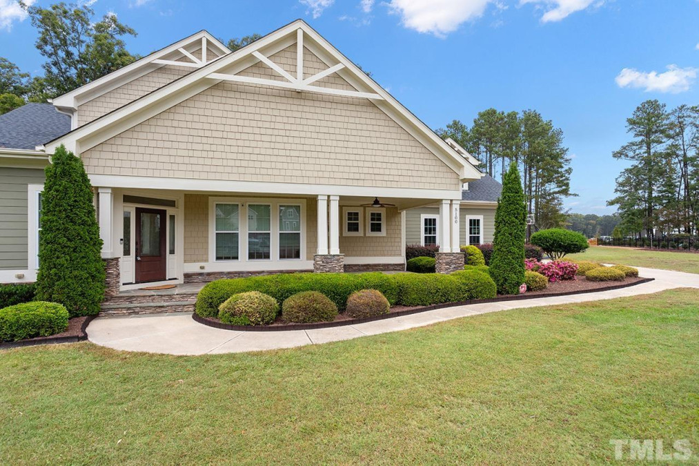 5100 Highbury Grove Ln Fuquay Varina, NC 27526