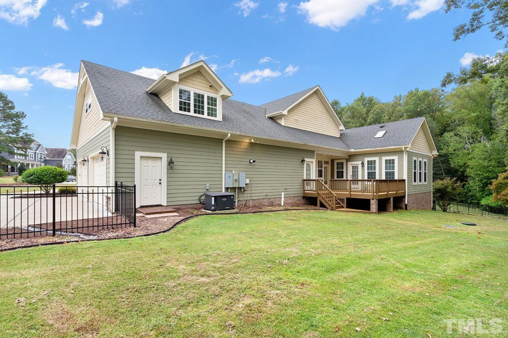 5100 Highbury Grove Ln Fuquay Varina, NC 27526
