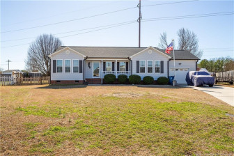 215 Bishop Ln Dunn, NC 28334