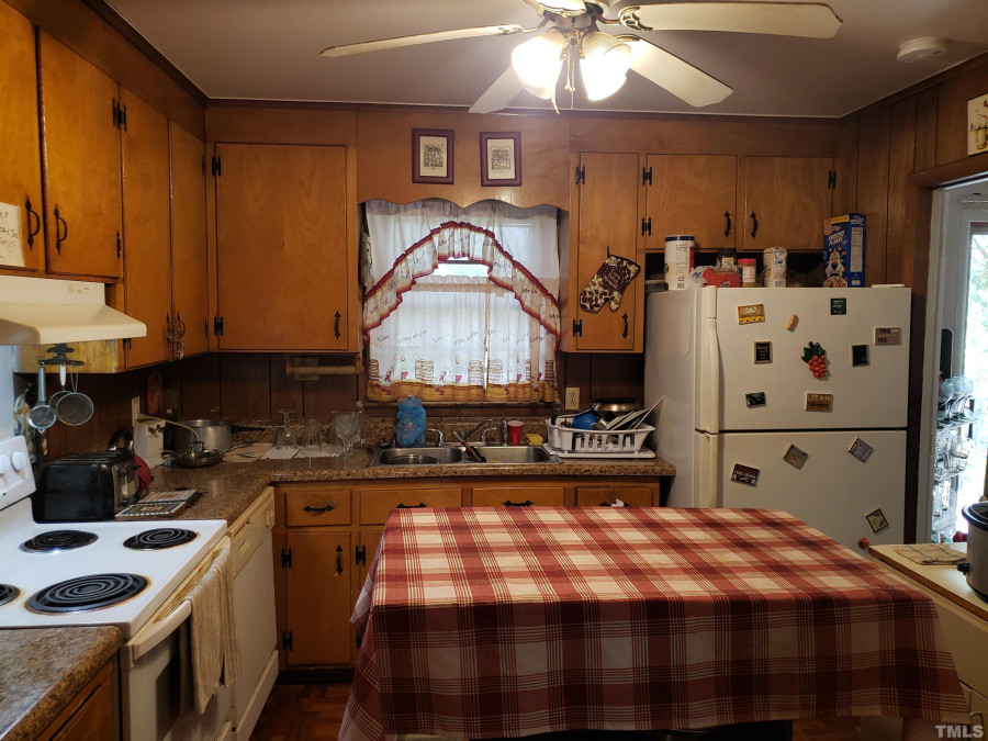 3316 Arrowwood Dr, Raleigh, NC 27604 Raleigh Realty