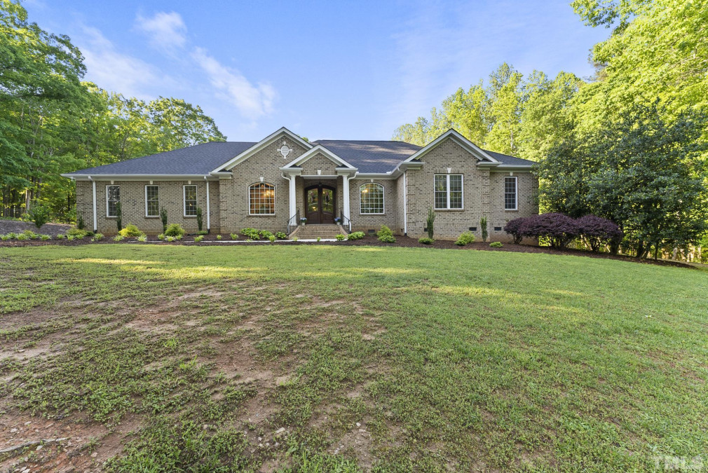 129 White Oak Dr Youngsville, NC 27596