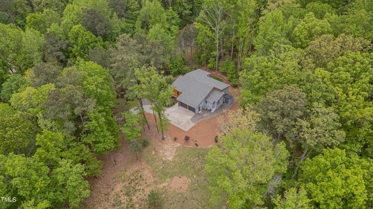 36 Carolina Ct Pittsboro, NC 27312