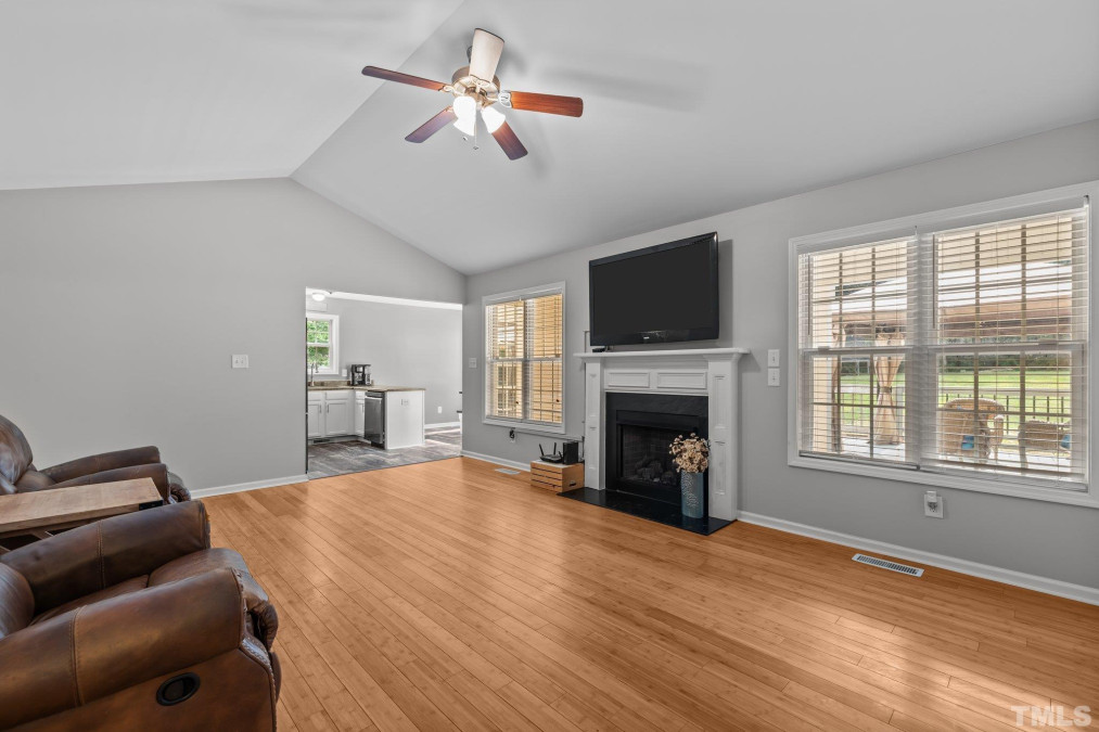 4052 Brooksdale Dr Franklinton, NC 27525