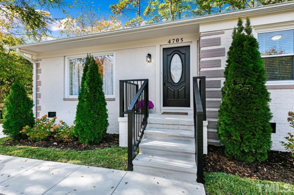 4705 Lakemont Dr, Raleigh, NC 27609 Raleigh Realty