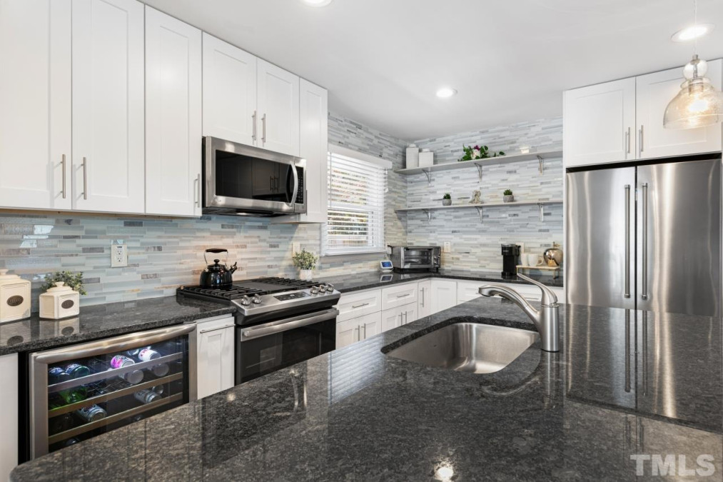 4705 Lakemont Dr, Raleigh, NC 27609 Raleigh Realty