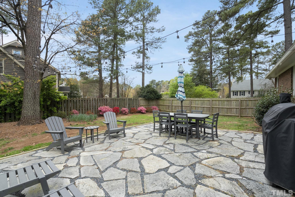 7221 Stonehenge Dr, Raleigh, NC 27613 Raleigh Realty