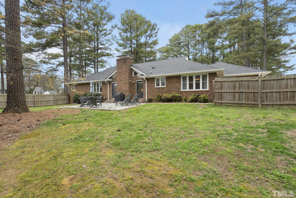 7221 Stonehenge Dr, Raleigh, NC 27613 Raleigh Realty