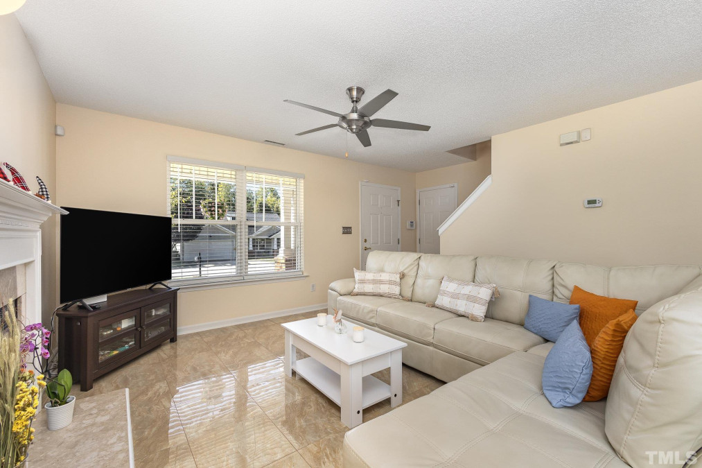 3609 Deering Dr Raleigh, NC 27616