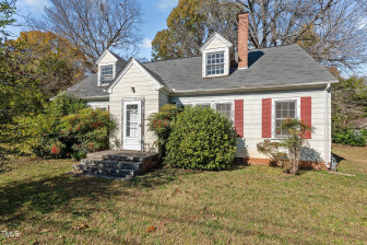 2009 Mebane St Burlington, NC 27215