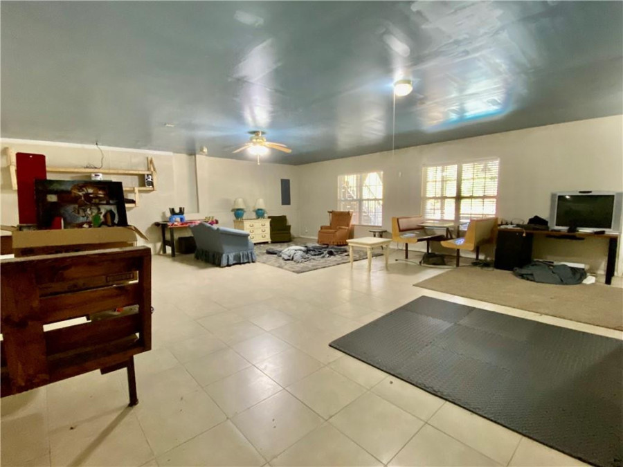 427 Fernway Dr, Burlington, NC 27217 Raleigh Realty