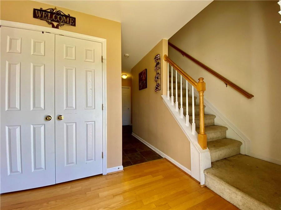 427 Fernway Dr, Burlington, NC 27217 Raleigh Realty