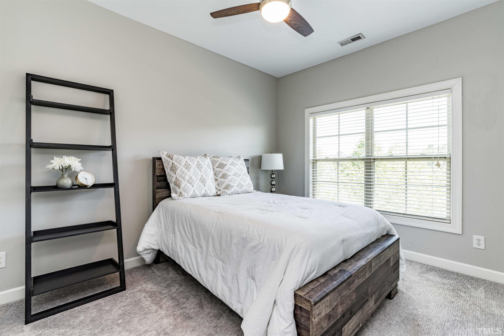 402 Panorama Park Pl Cary, NC 27519