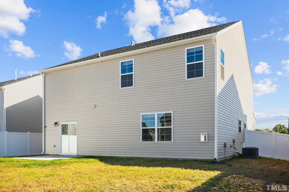 1201 Green Vista Way Graham, NC 27253
