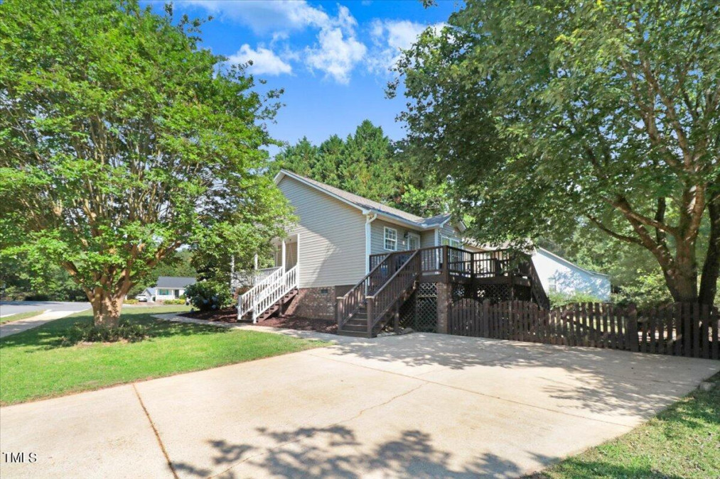 221 Southerby Dr Garner, NC 27529