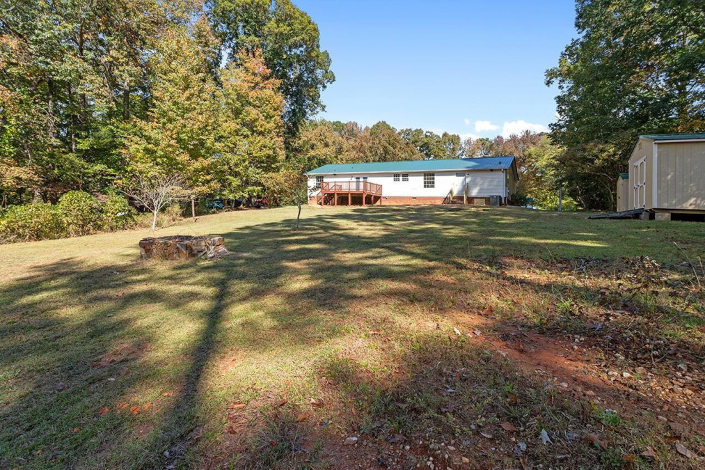 242 Round Fish Dr Sanford, NC 27330