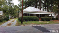 516 Elizabeth St Selma, NC 27576