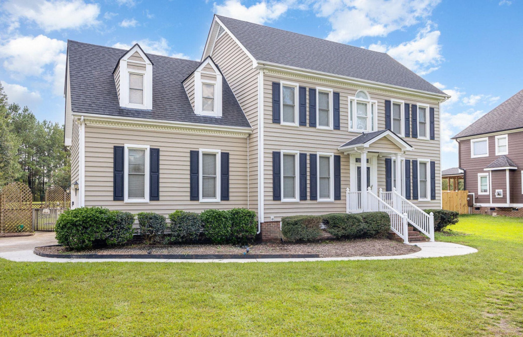 56 St Jiles Dr Clayton, NC 27520
