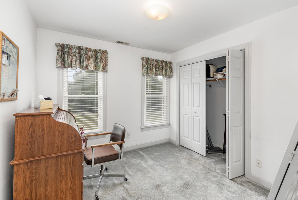 56 St Jiles Dr Clayton, NC 27520