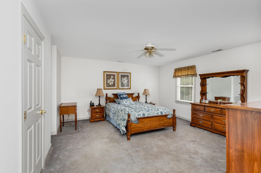 56 St Jiles Dr Clayton, NC 27520