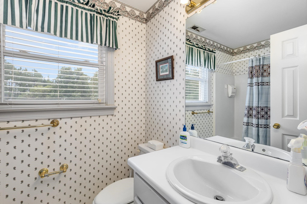 56 St Jiles Dr Clayton, NC 27520