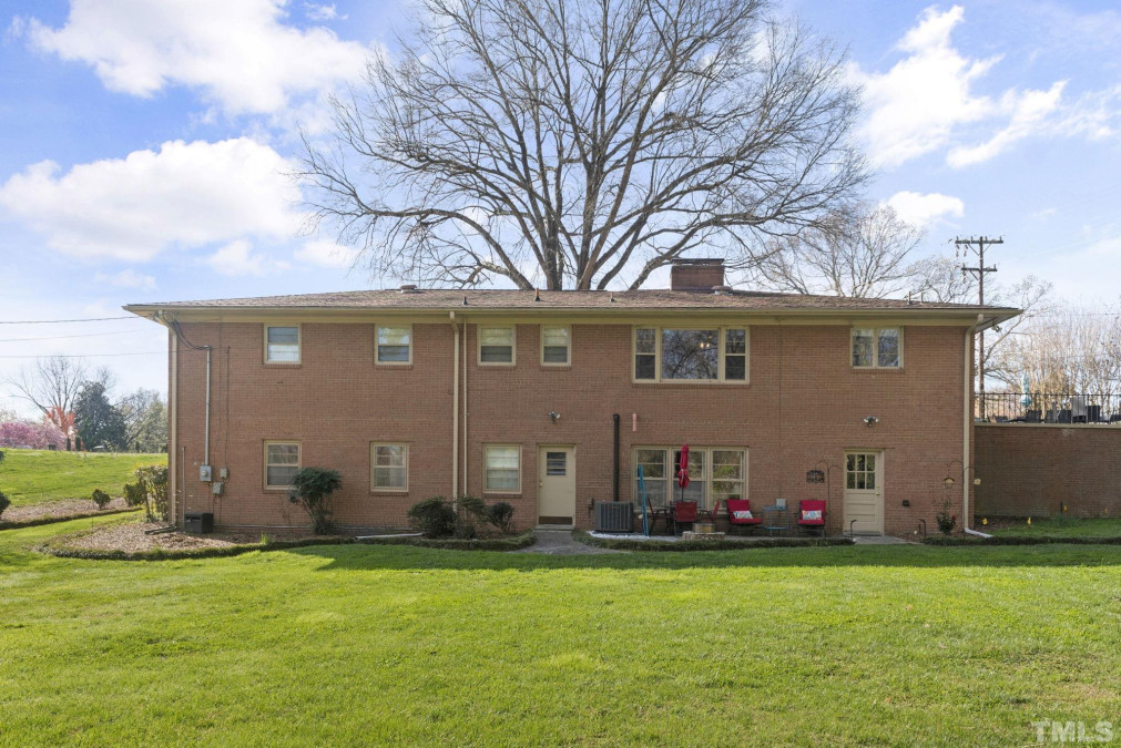 1953 Shirley Dr, Burlington, NC 27215 Raleigh Realty