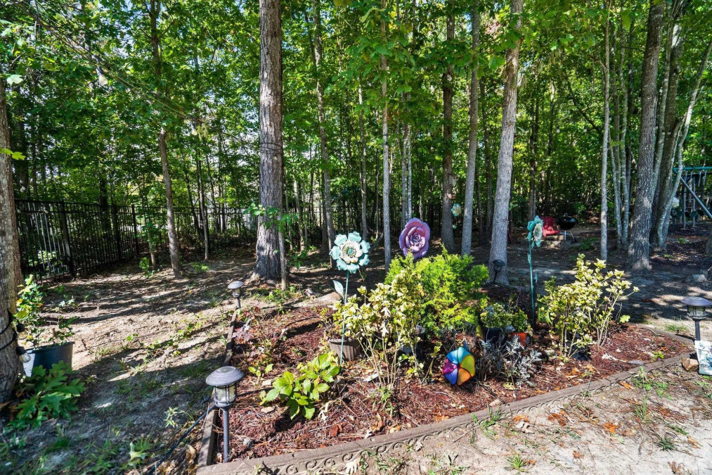 550 Long View Dr Youngsville, NC 27596