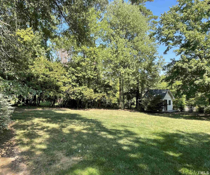 5141 Collingswood Dr, Raleigh, NC 27609 Raleigh Realty