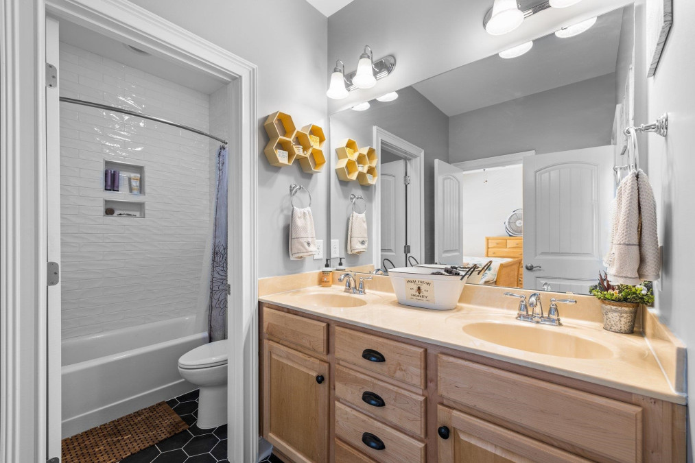 160 Hill Creek Blvd Chapel Hill, NC 27516
