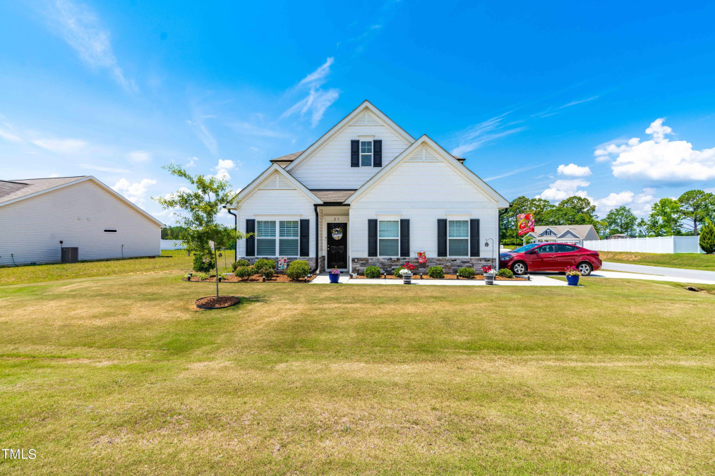 23 Tullamore Ln Four Oaks, NC 27524