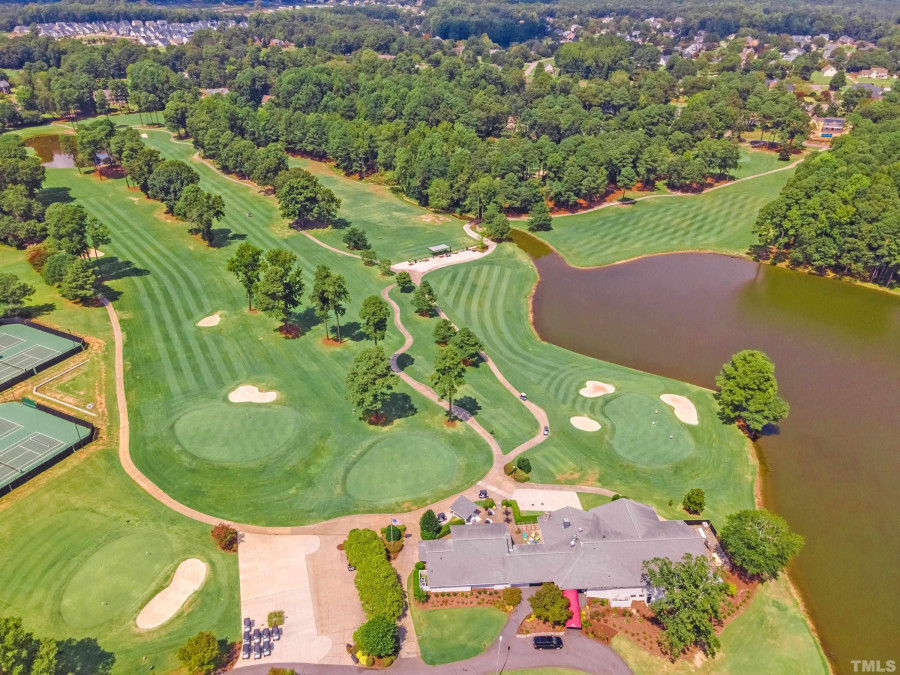 8112 Muirfield Dr Fuquay Varina, NC 27526