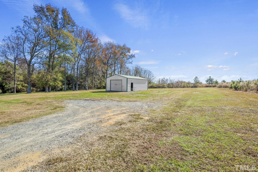 5722 Hinnant Edgerton Rd Selma, NC 27576