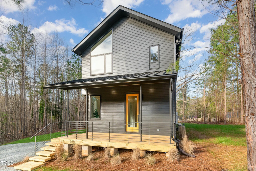 168 Daphine Dr Hillsborough, NC 27278