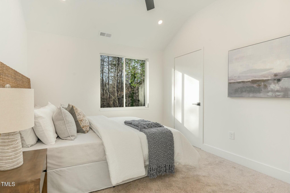 168 Daphine Dr Hillsborough, NC 27278