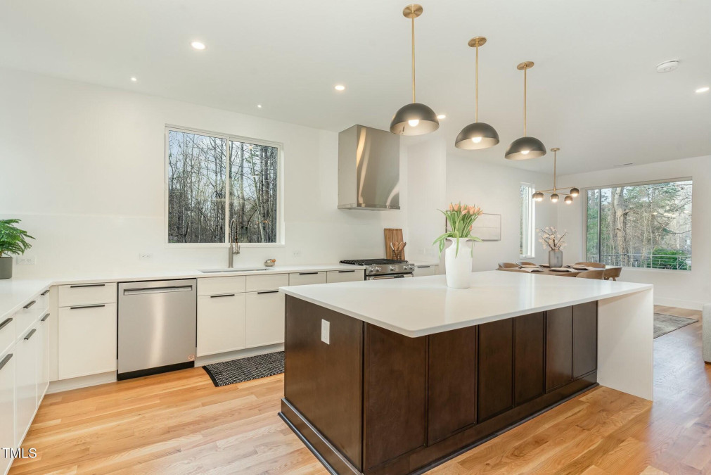 168 Daphine Dr Hillsborough, NC 27278