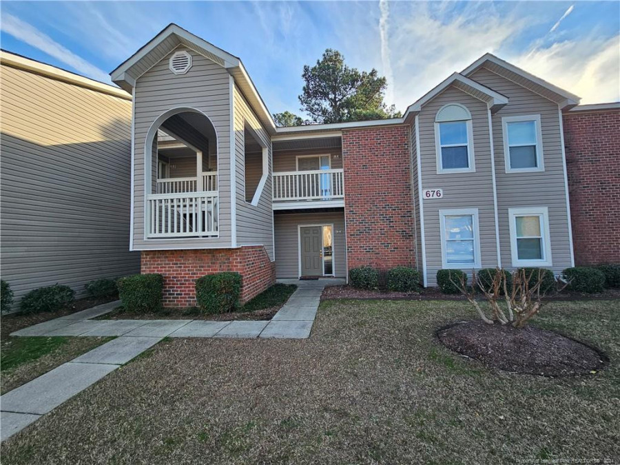 676 Bartons Landing Pl, Fayetteville, NC 28314 Raleigh Realty