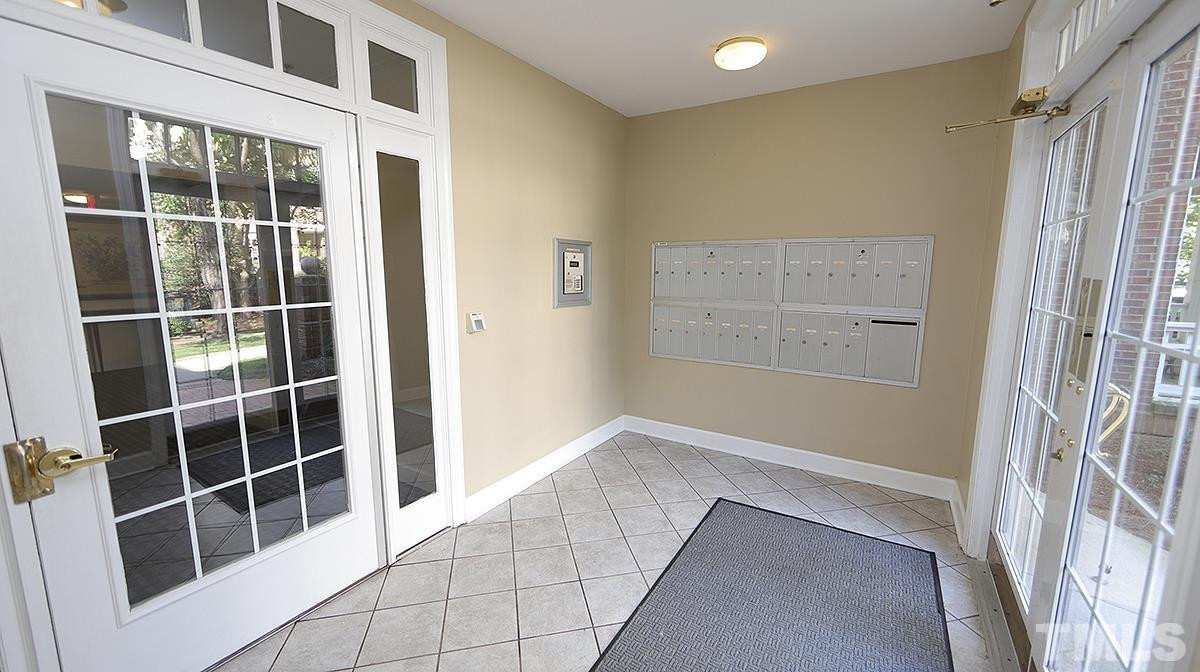 100 Northbrook Dr, Raleigh, NC 27609 Raleigh Realty