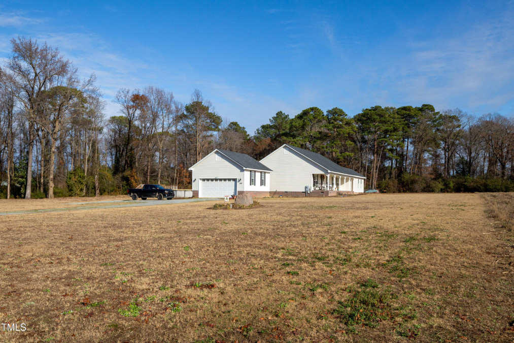 190 Wagon Wheel Ln Roseboro, NC 28382