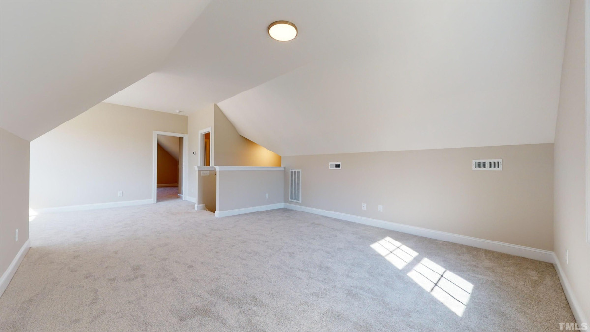 10 Melody Dr Youngsville, NC 27596