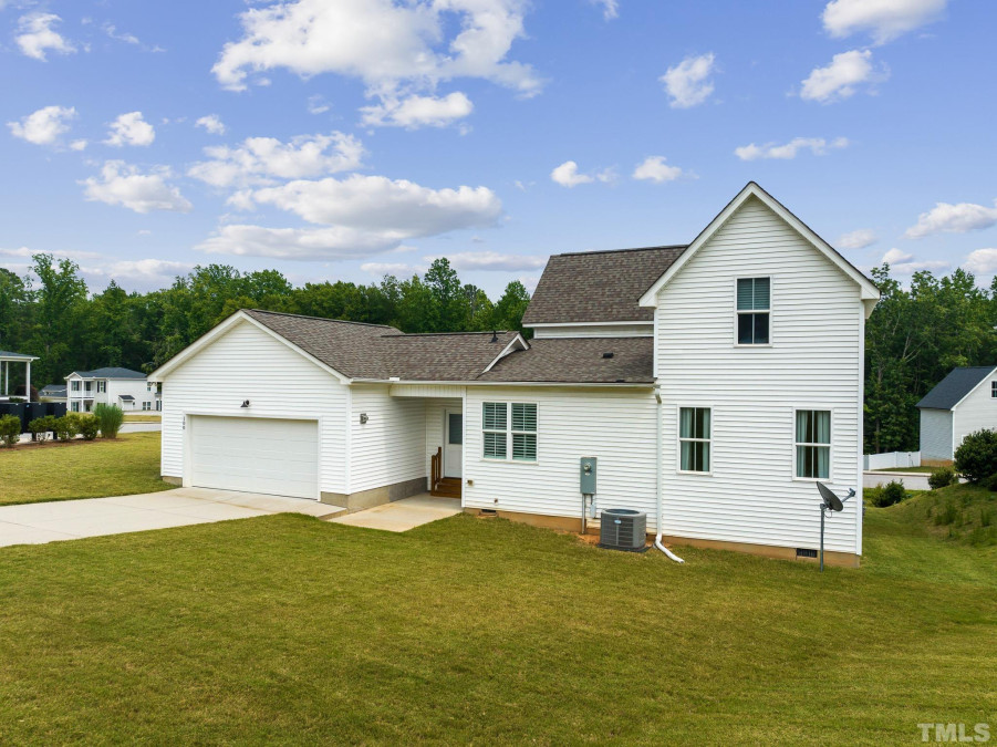 100 Ashley Woods Ct Clayton, NC 27527