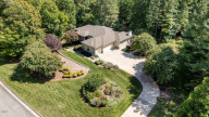 105 Woodkirk Ln Chapel Hill, NC 27514